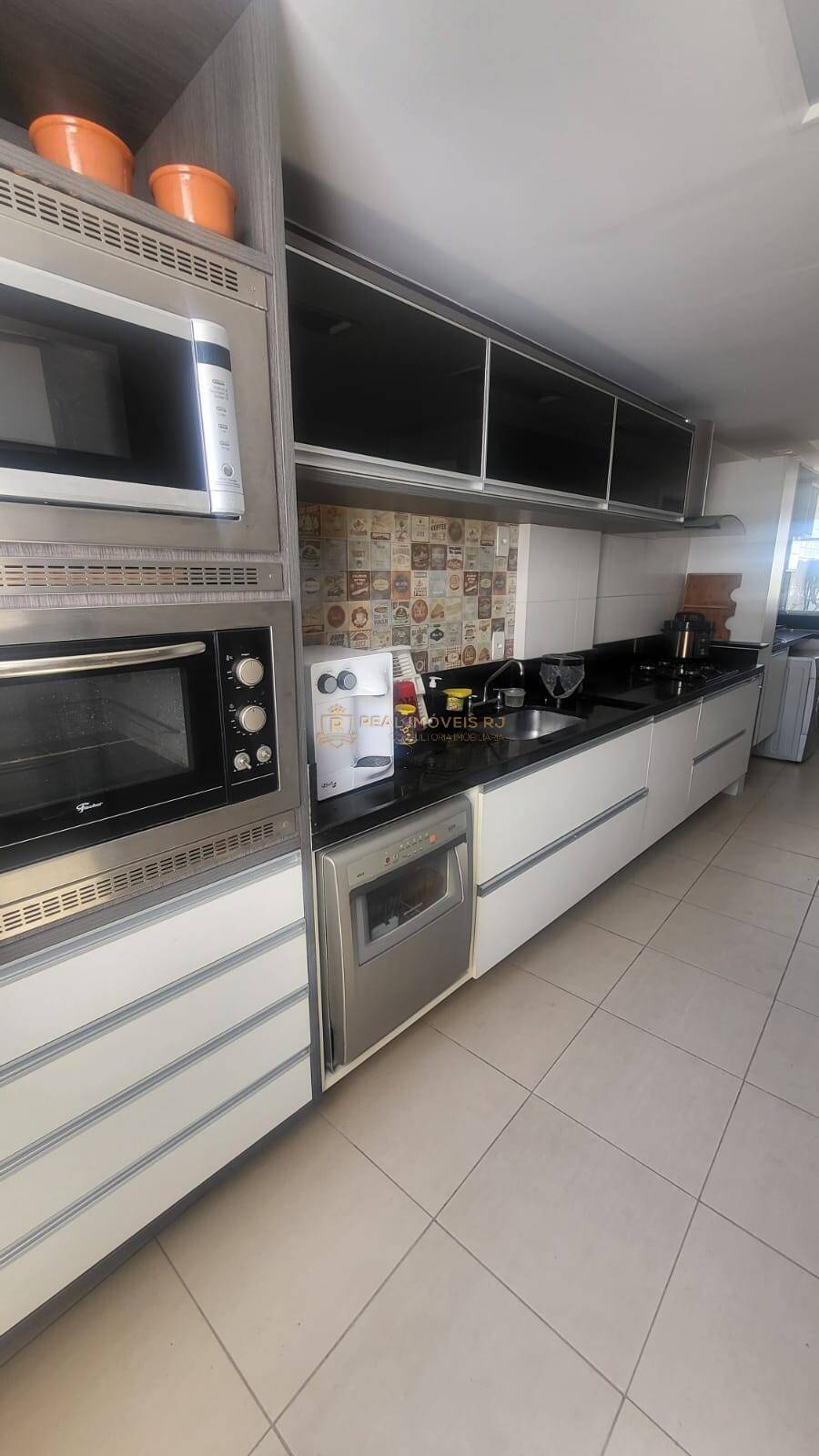 Apartamento para alugar com 3 quartos, 222m² - Foto 20