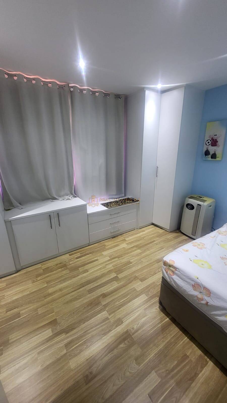 Apartamento para alugar com 3 quartos, 222m² - Foto 23