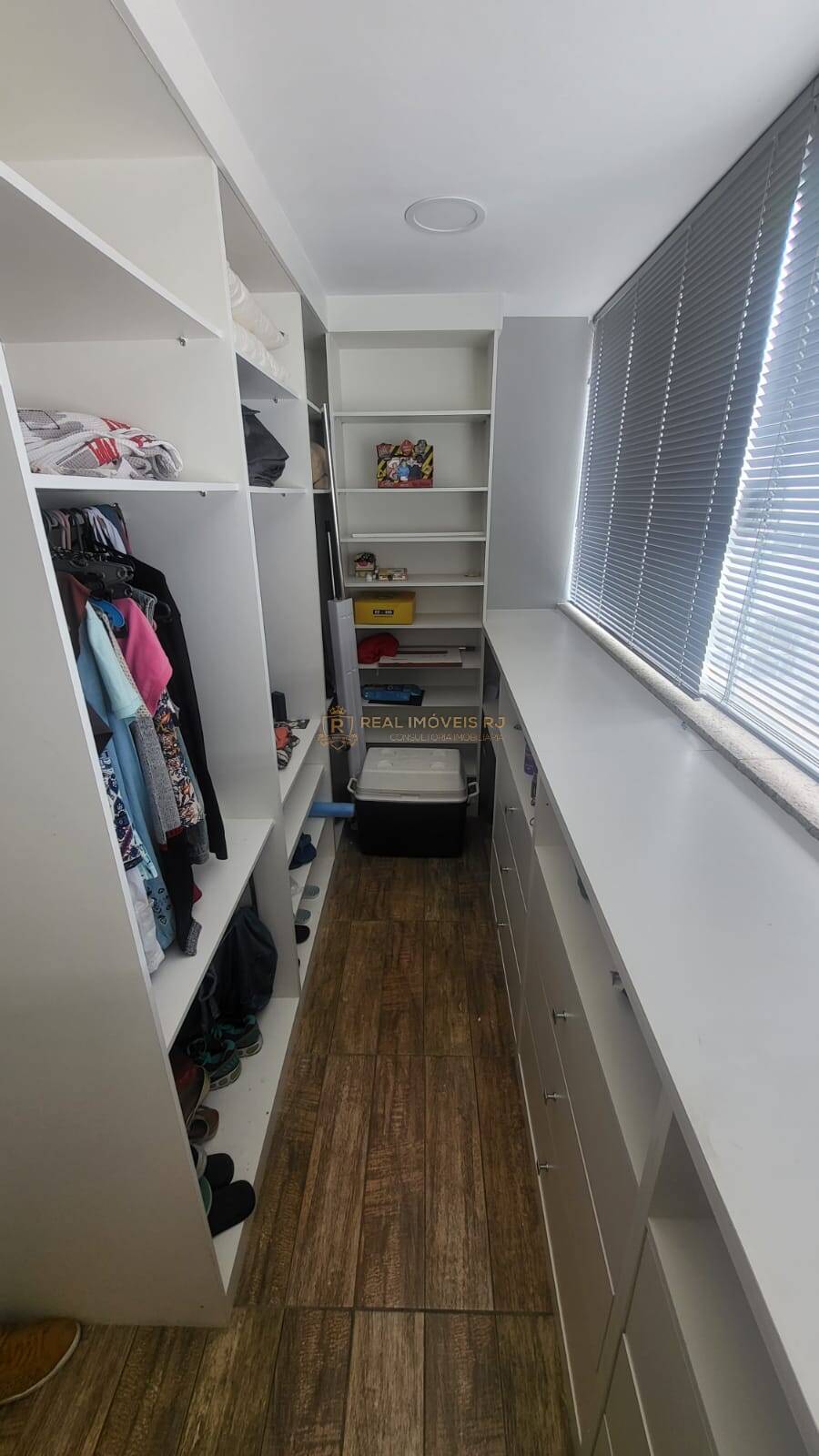 Apartamento para alugar com 3 quartos, 222m² - Foto 28