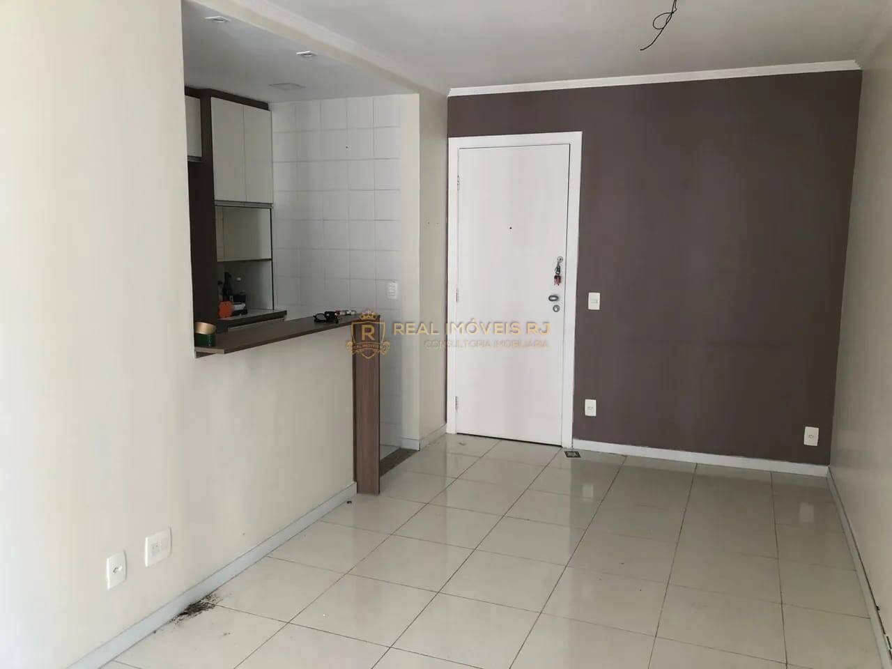 Apartamento à venda com 2 quartos, 65m² - Foto 4