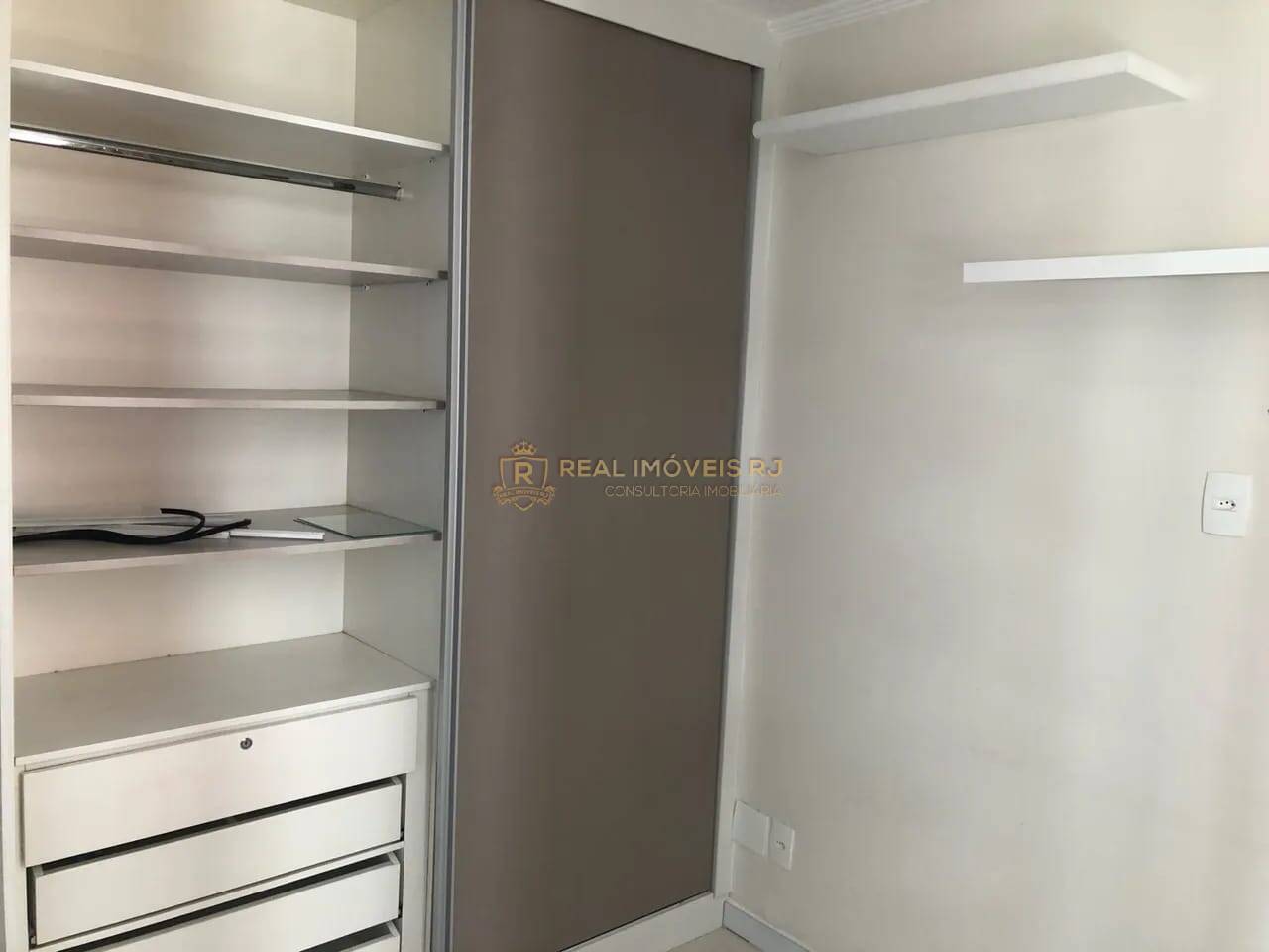 Apartamento à venda com 2 quartos, 65m² - Foto 8