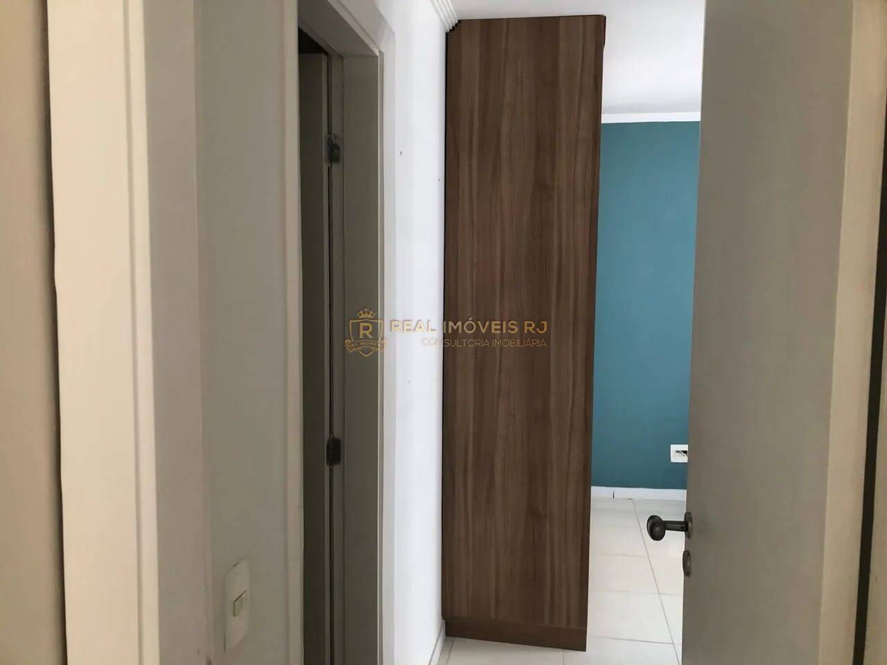 Apartamento à venda com 2 quartos, 65m² - Foto 11