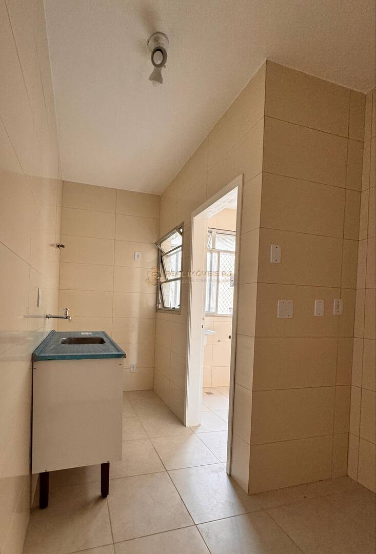 Apartamento à venda com 3 quartos, 75m² - Foto 9