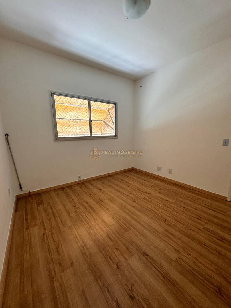 Apartamento à venda com 3 quartos, 75m² - Foto 11