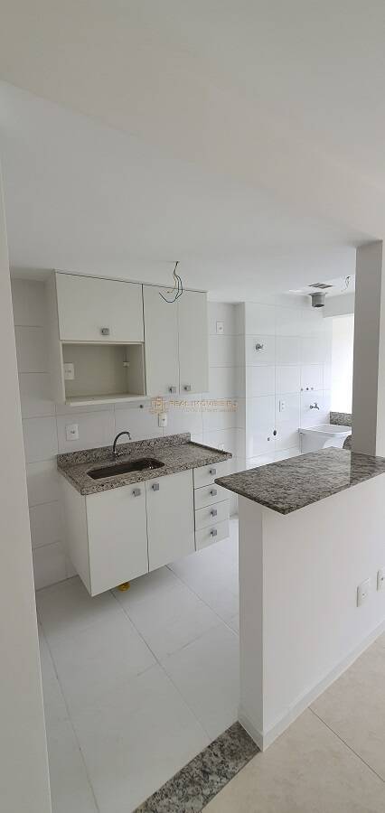 Apartamento à venda com 2 quartos, 55m² - Foto 3