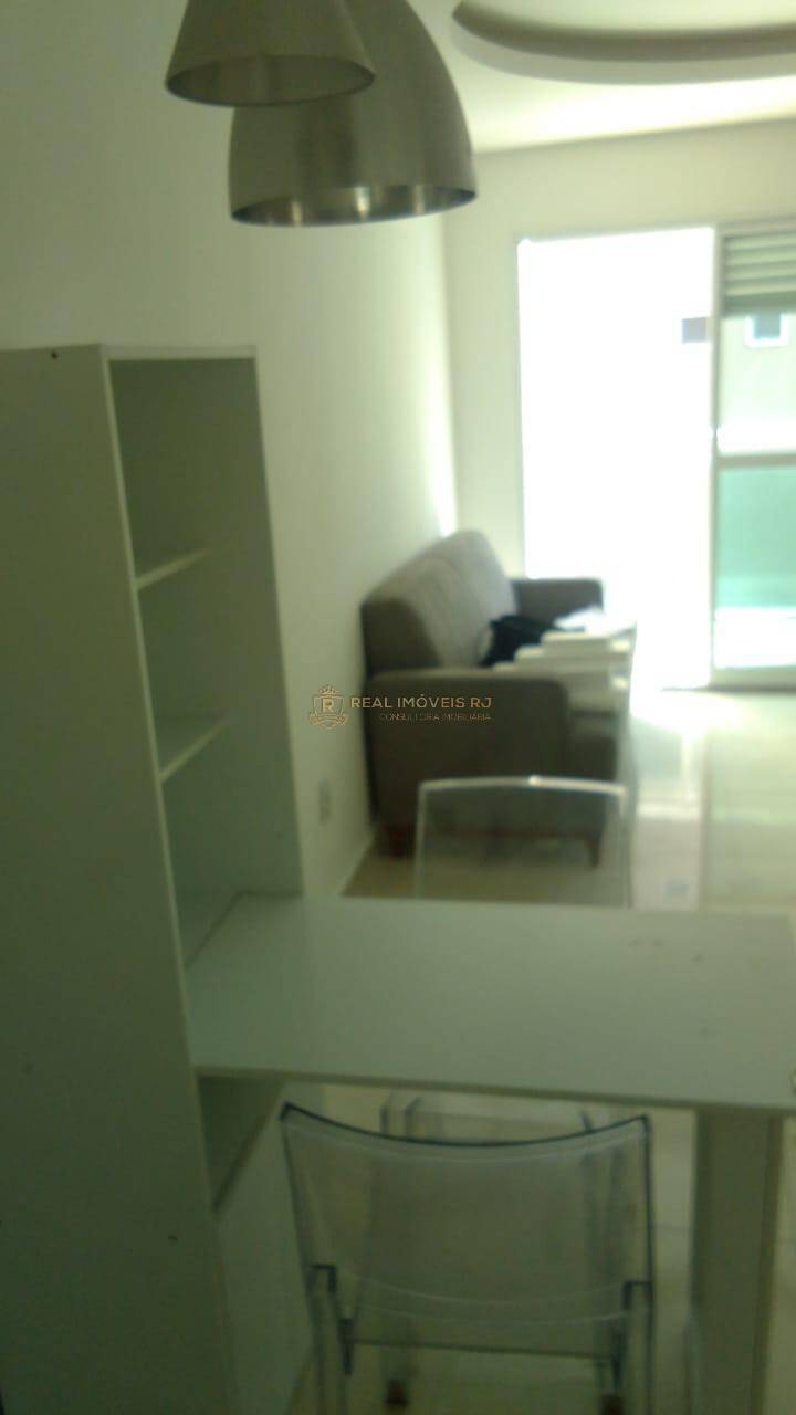 Apartamento para alugar com 1 quarto, 40m² - Foto 4