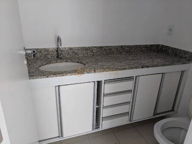 Apartamento para alugar com 3 quartos, 85m² - Foto 10