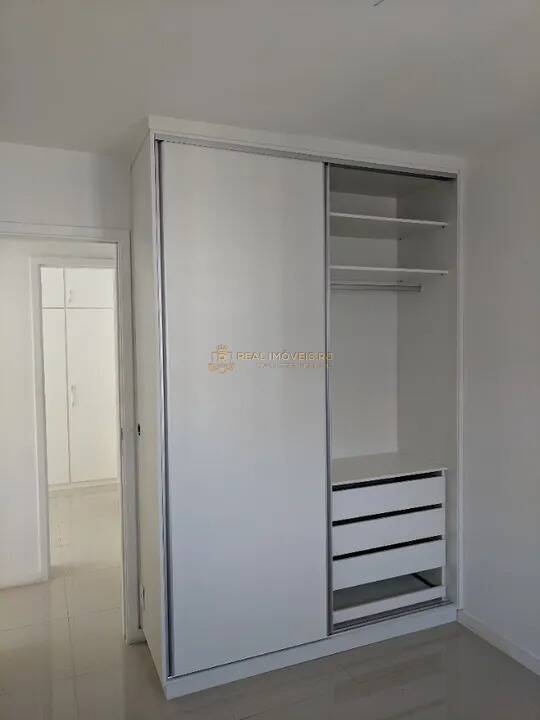 Apartamento para alugar com 3 quartos, 85m² - Foto 9