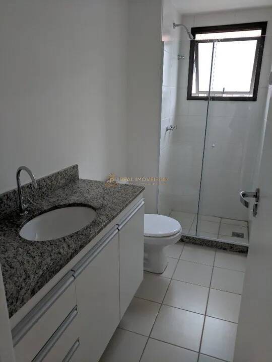 Apartamento para alugar com 3 quartos, 85m² - Foto 12