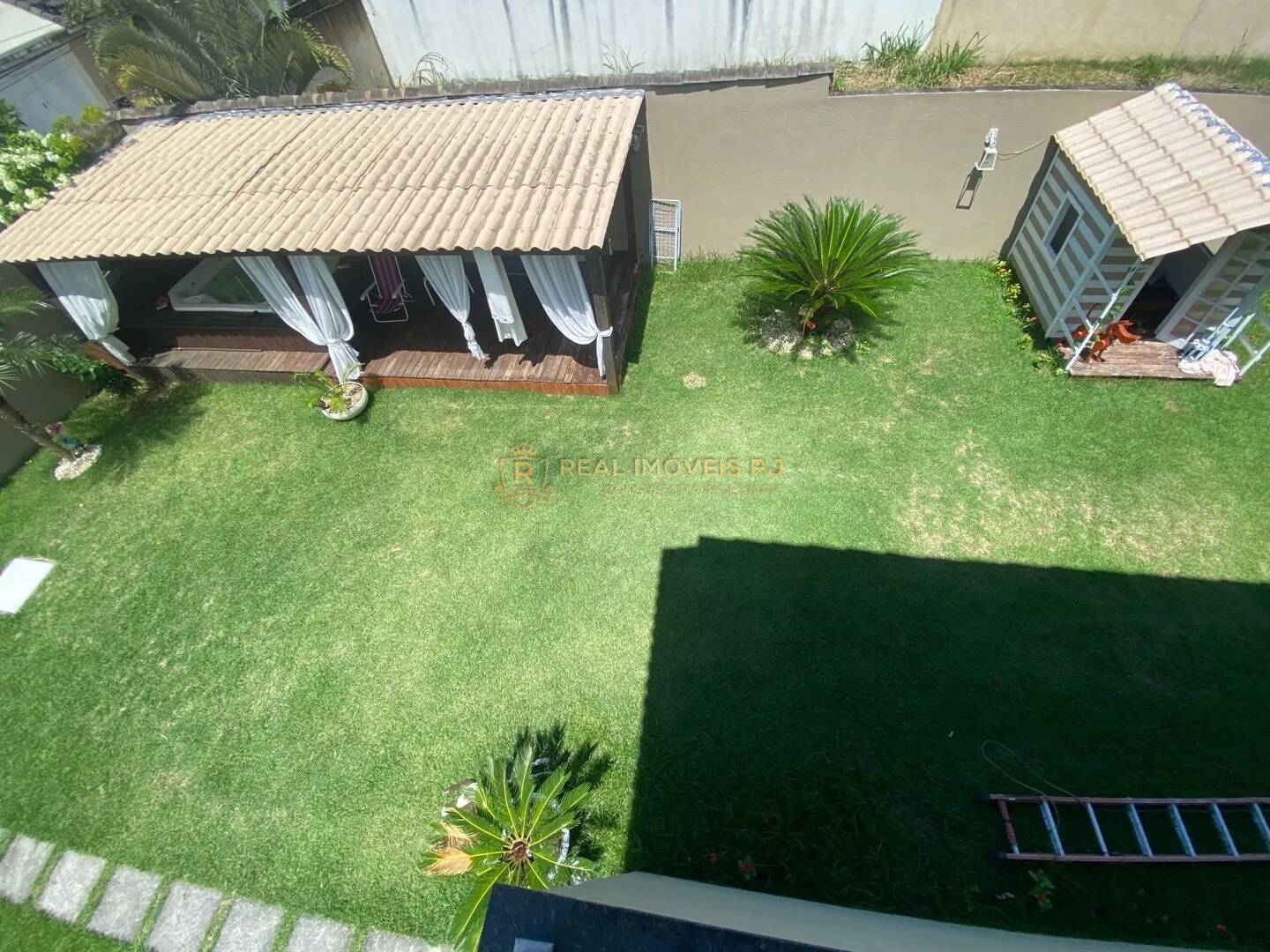 Casa para alugar com 5 quartos, 600m² - Foto 14