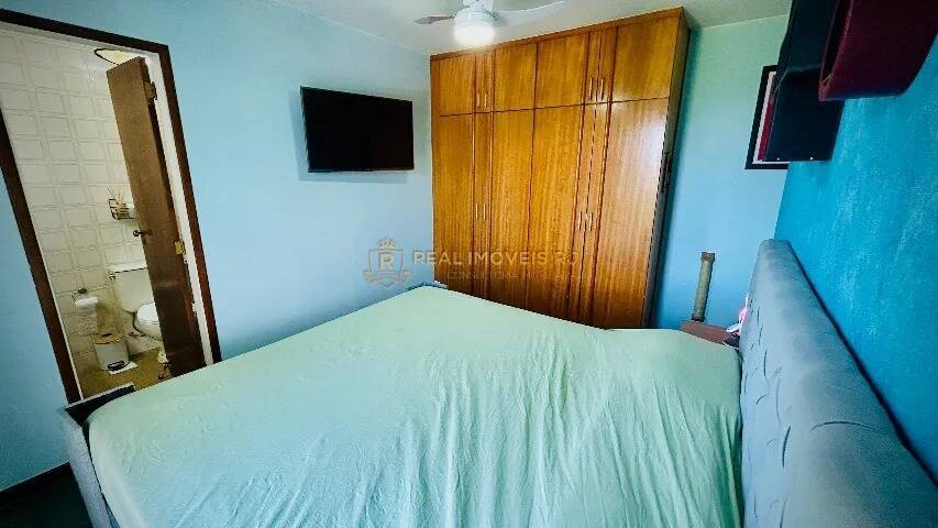 Apartamento à venda com 2 quartos, 75m² - Foto 14