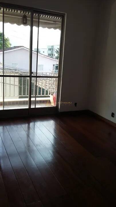 Apartamento à venda com 3 quartos, 97m² - Foto 2