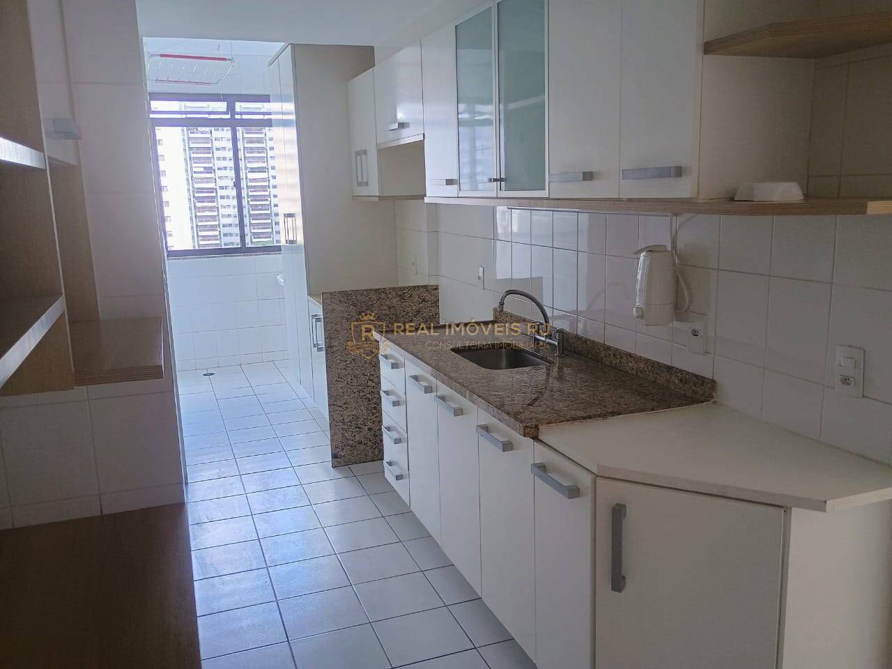 Apartamento para alugar com 2 quartos, 100m² - Foto 11