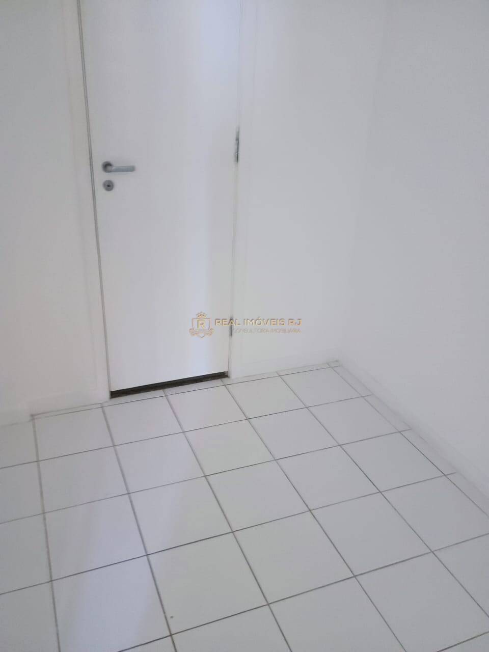 Apartamento para alugar com 2 quartos, 100m² - Foto 14