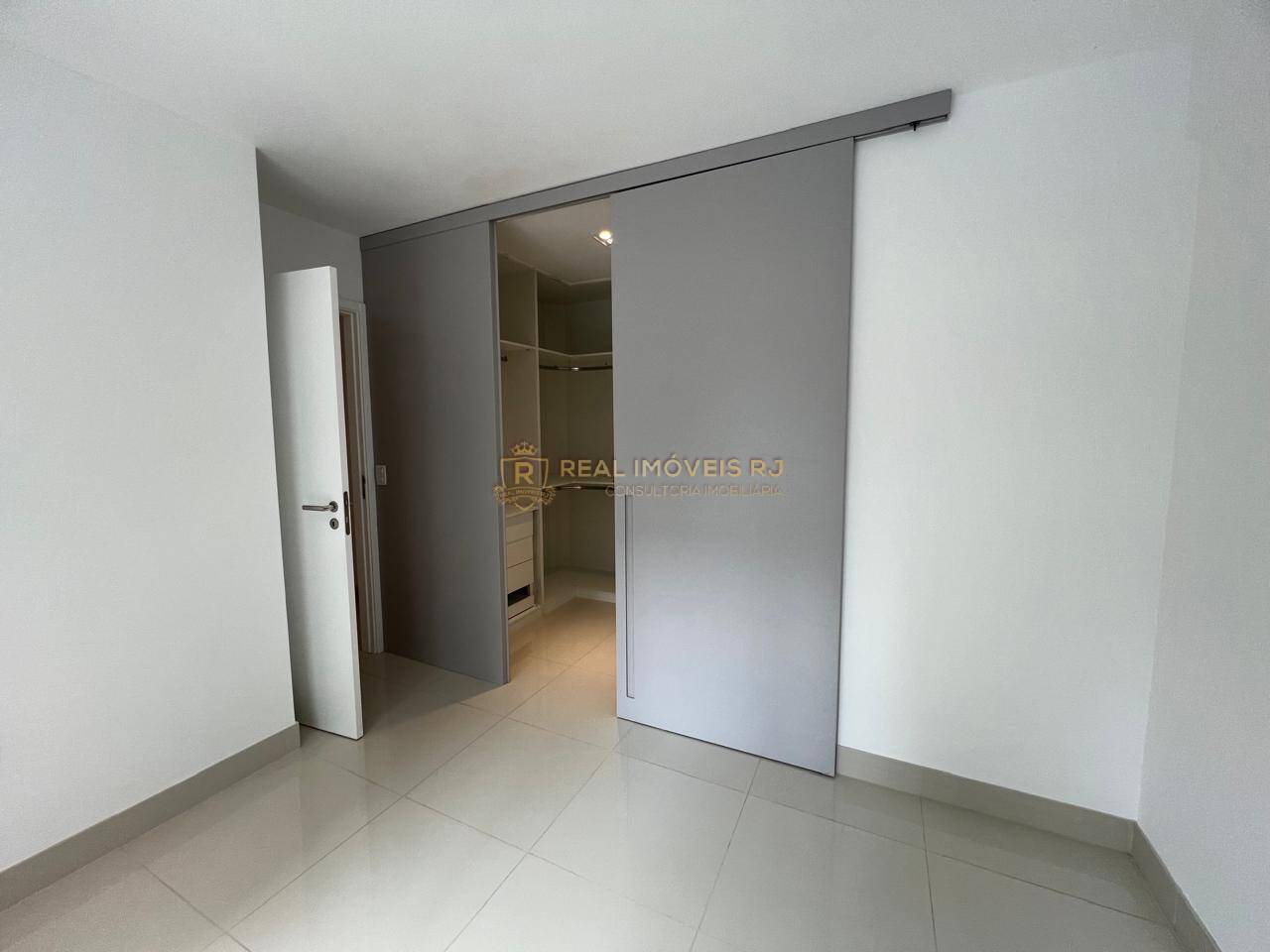 Apartamento à venda com 4 quartos, 153m² - Foto 10