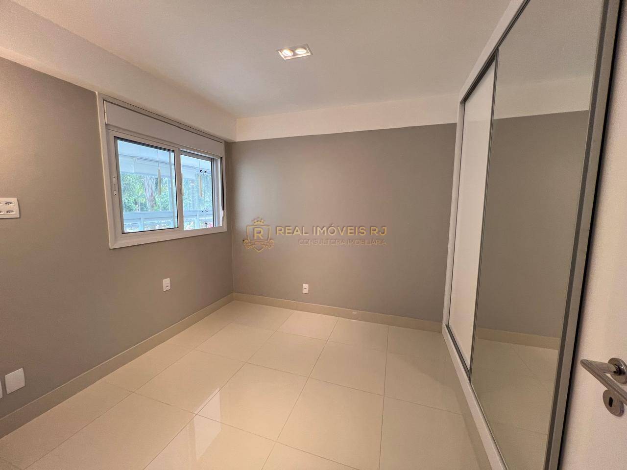 Apartamento à venda com 4 quartos, 153m² - Foto 11