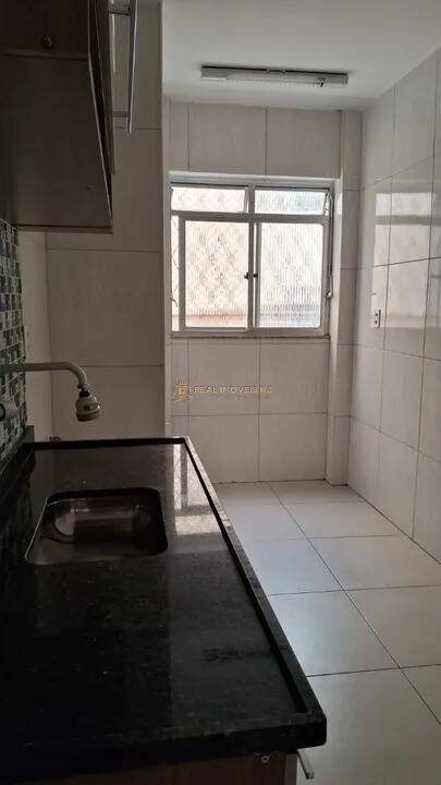 Apartamento à venda com 2 quartos, 69m² - Foto 9