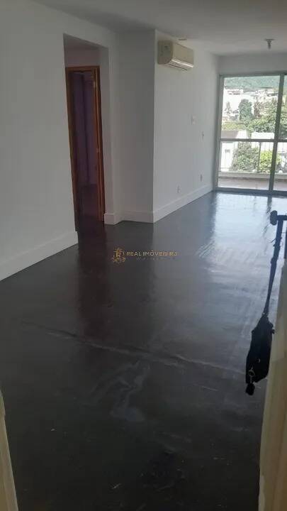 Apartamento à venda com 3 quartos, 90m² - Foto 1