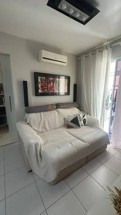 Apartamento à venda com 2 quartos, 65m² - Foto 4