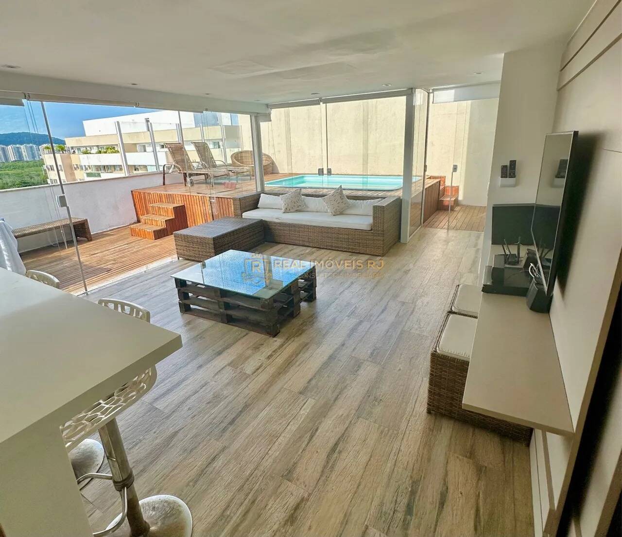 Apartamento para alugar com 2 quartos, 140m² - Foto 6