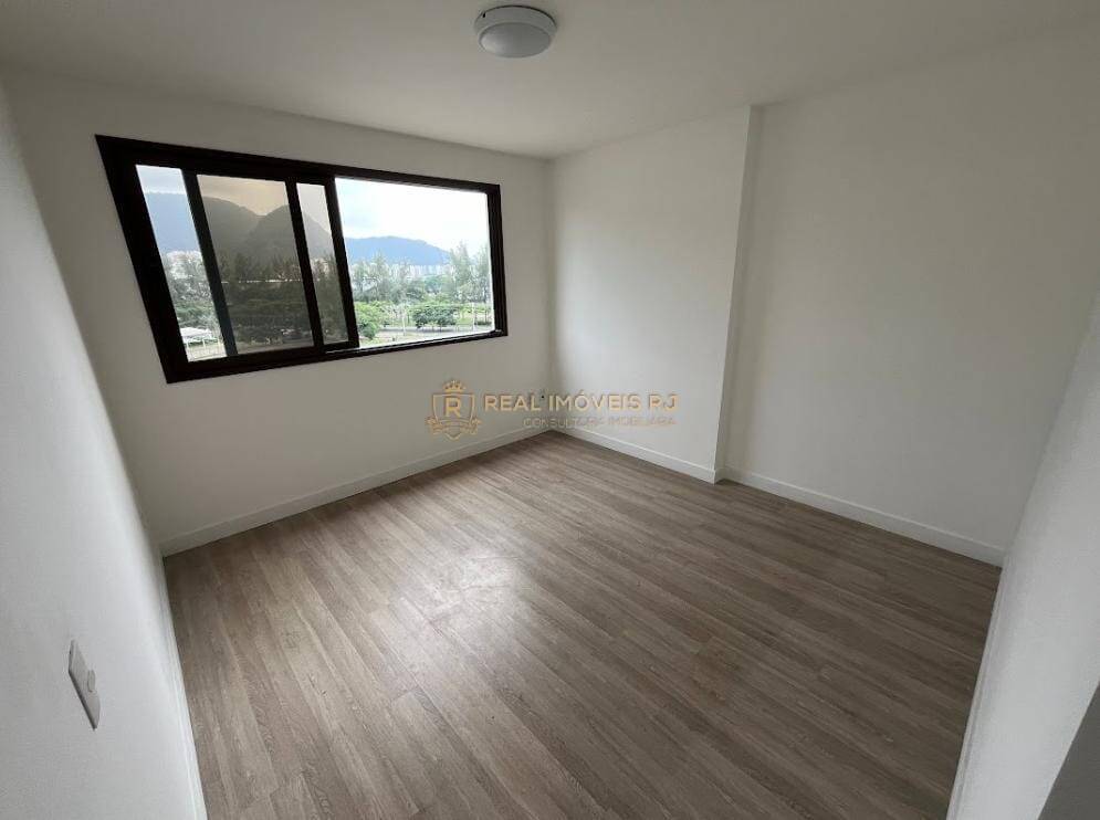 Apartamento à venda com 3 quartos, 131m² - Foto 15