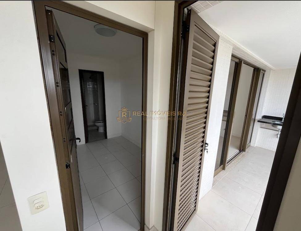 Apartamento à venda com 3 quartos, 131m² - Foto 23