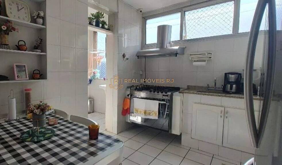 Apartamento à venda com 2 quartos, 139m² - Foto 5