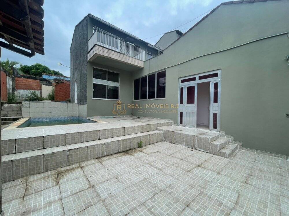 Casa à venda com 4 quartos, 468m² - Foto 1