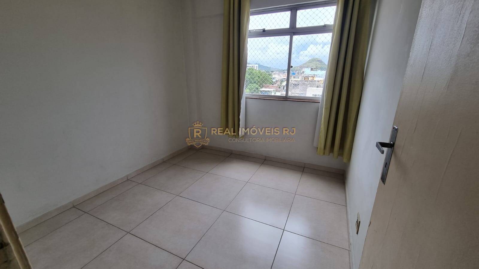 Apartamento à venda e aluguel com 2 quartos, 60m² - Foto 11