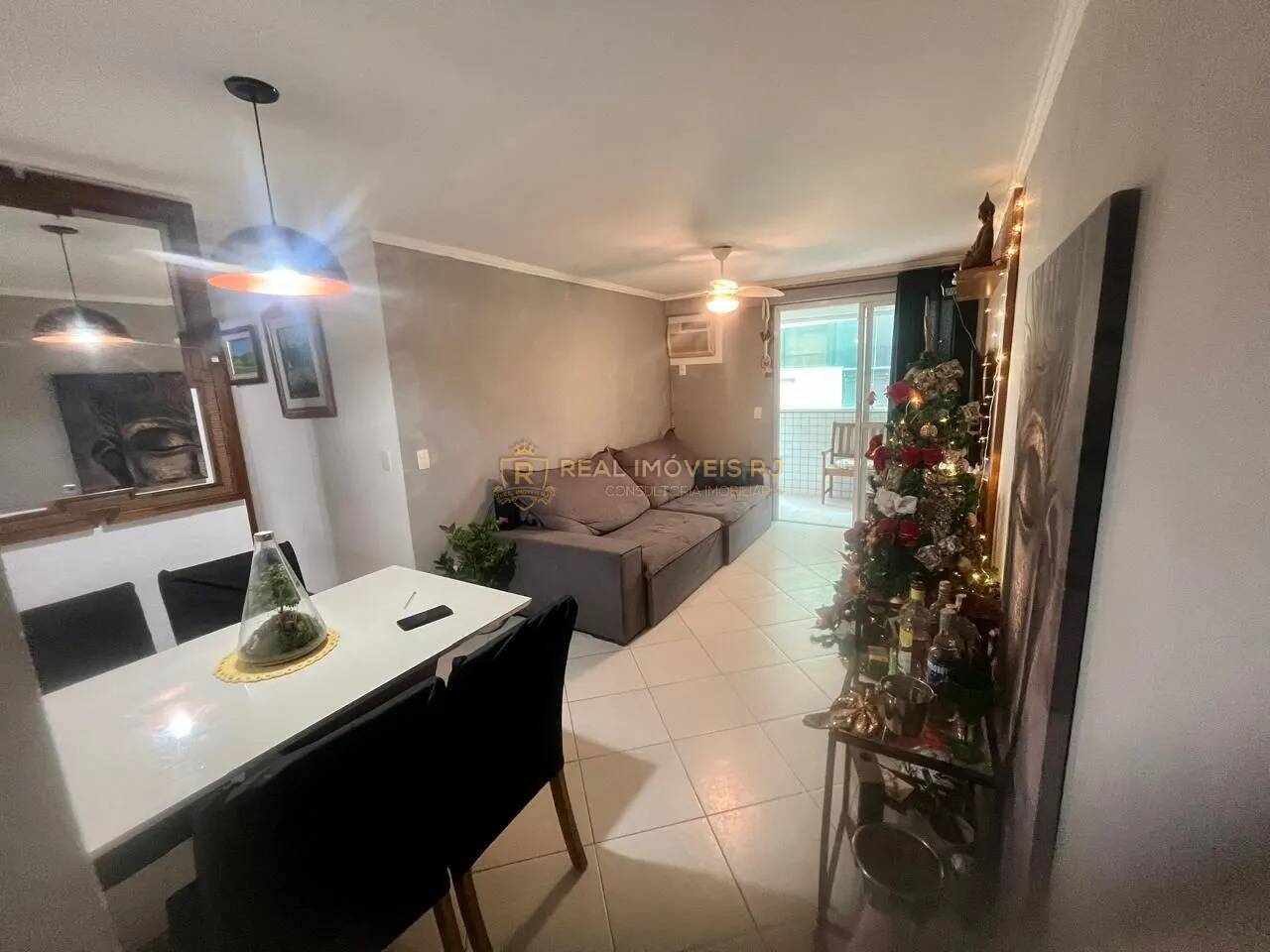 Apartamento à venda com 3 quartos, 90m² - Foto 2