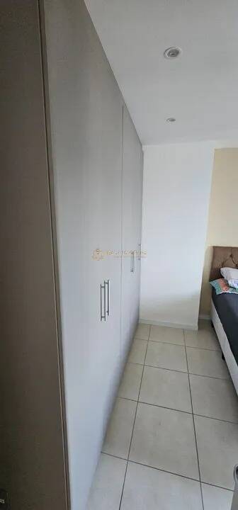 Apartamento à venda com 2 quartos, 62m² - Foto 12