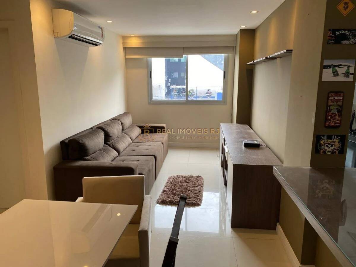 Apartamento à venda com 2 quartos, 69m² - Foto 1