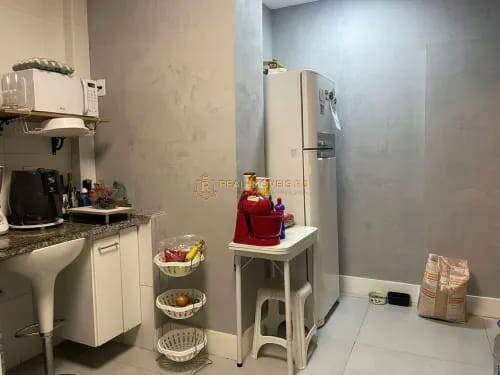 Apartamento à venda com 4 quartos, 190m² - Foto 6