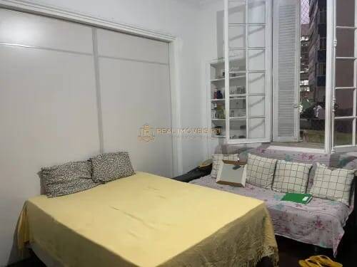 Apartamento à venda com 4 quartos, 190m² - Foto 11