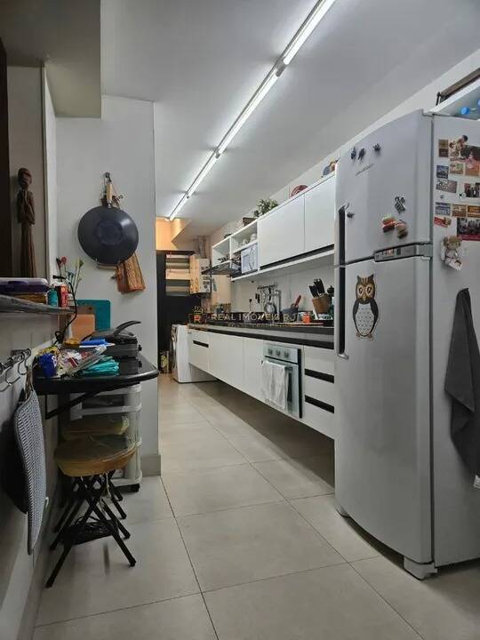 Apartamento à venda com 3 quartos, 120m² - Foto 8