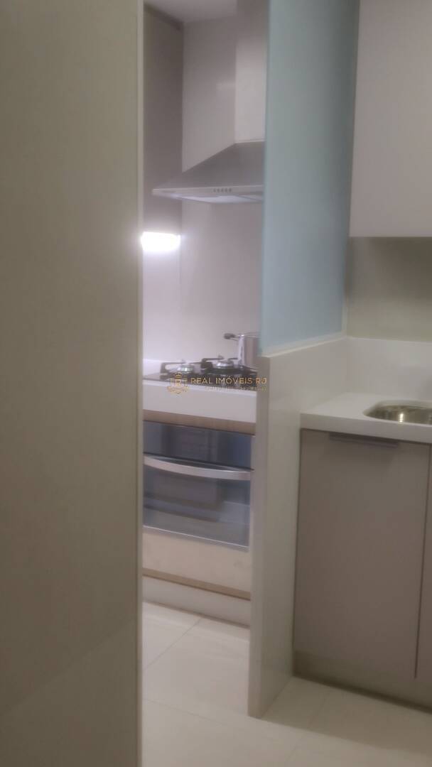 Apartamento à venda com 4 quartos, 131m² - Foto 4