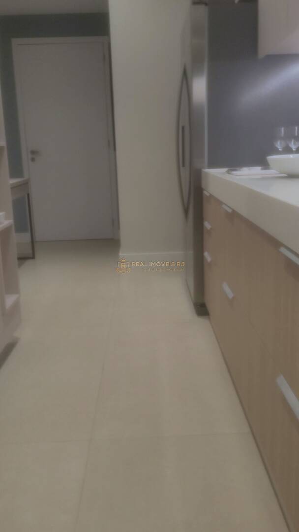 Apartamento à venda com 4 quartos, 131m² - Foto 5