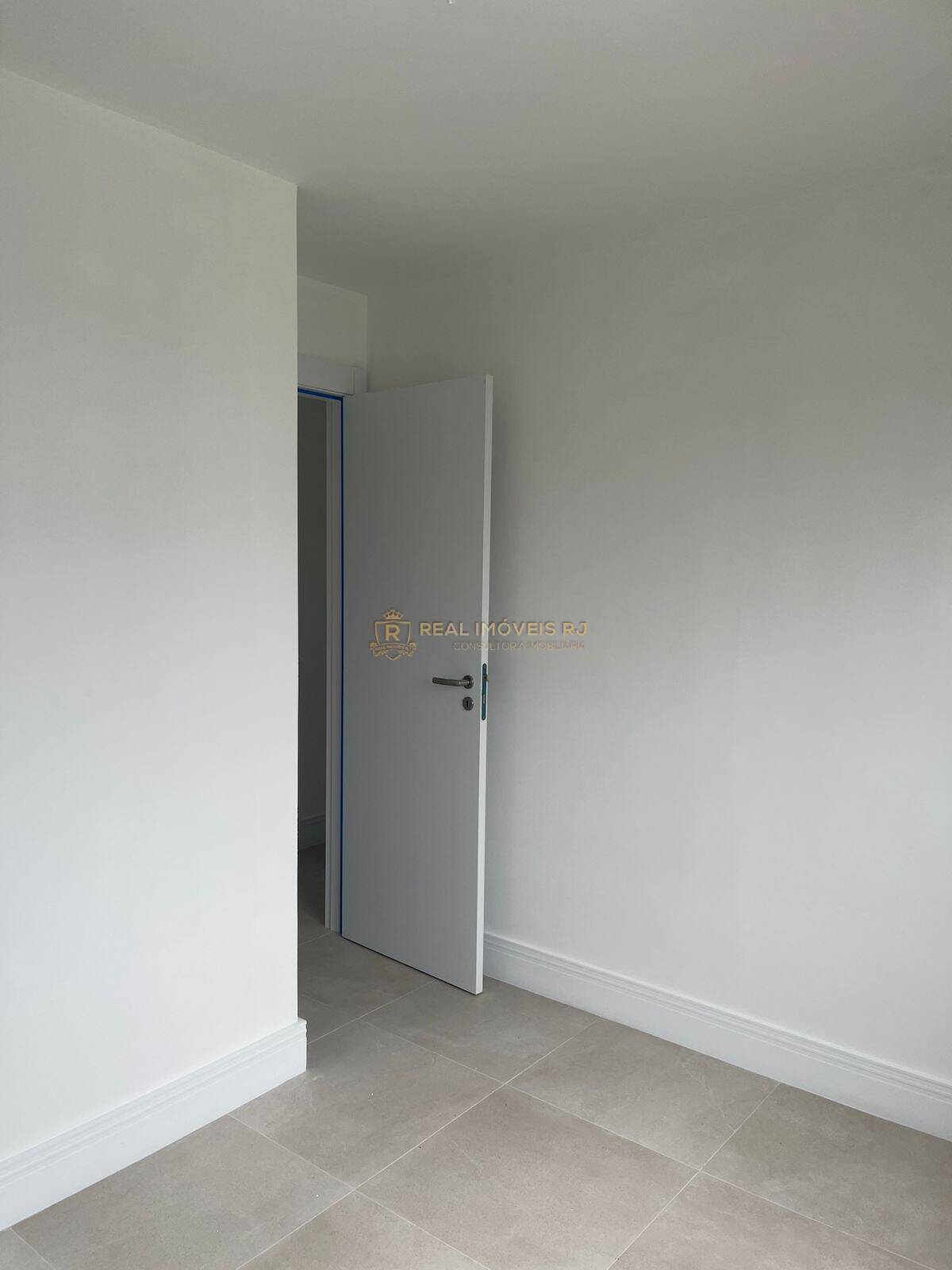 Apartamento à venda com 3 quartos, 86m² - Foto 19