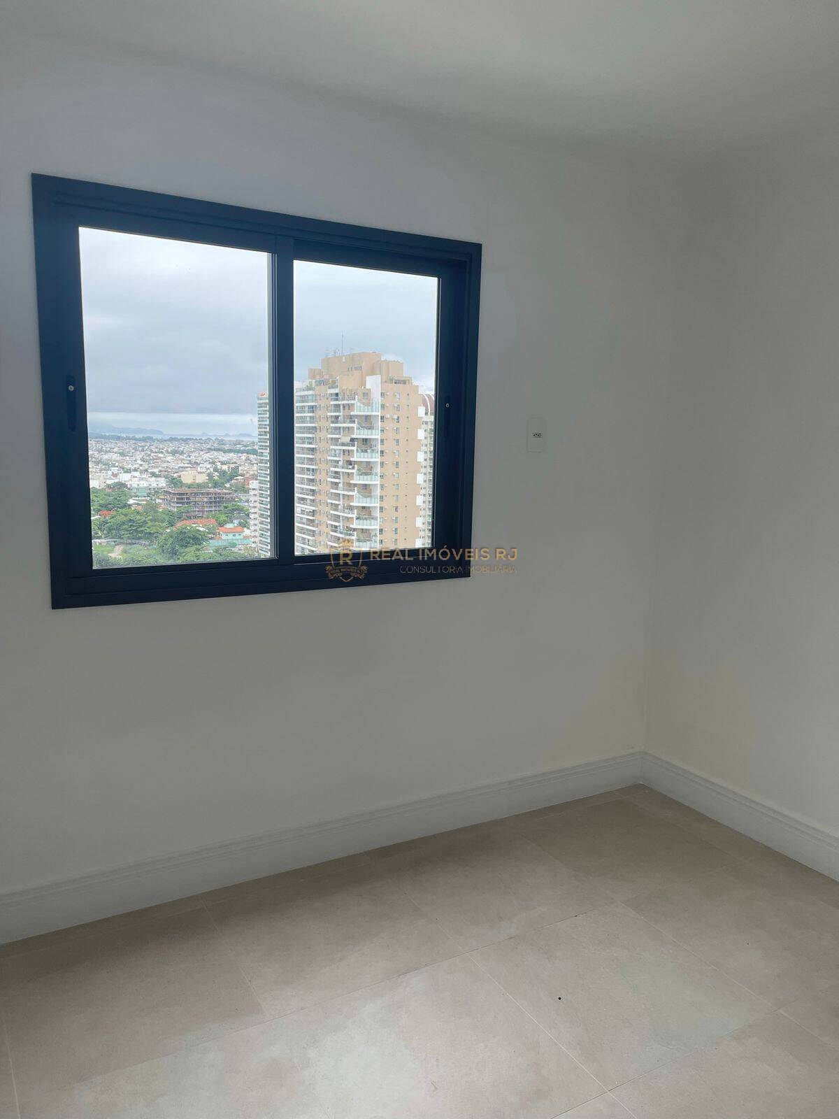 Apartamento à venda com 3 quartos, 86m² - Foto 21